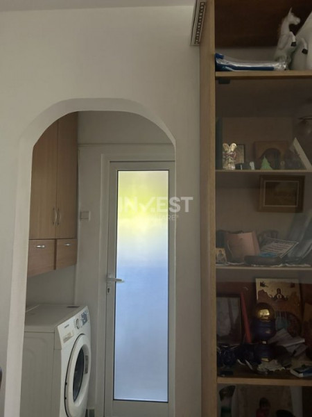 Apartament de vanzare 3 camere, zona Pacurari - Alpha Bank, Iasi