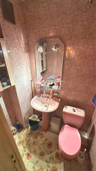Apartament 3 camere spațios, 2 băi – bloc fără risc – Podu Roș, Iași