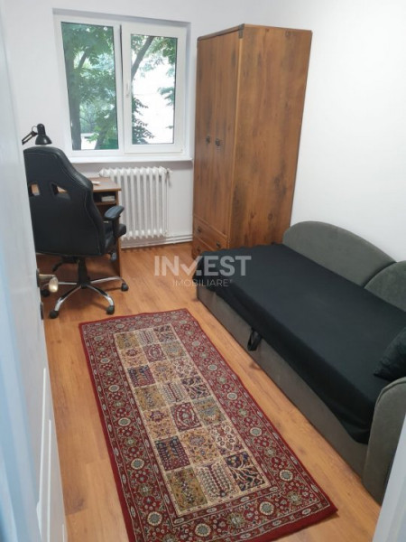 Apartament de vanzare 3 camere, decomandat, zona Pacurari - Pizza Smile, Iasi