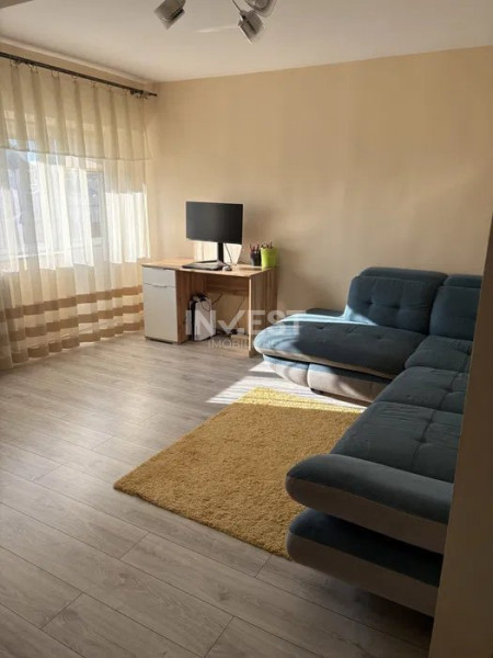 Apartament spațios, 3 camere, zona centrală – 80 mp