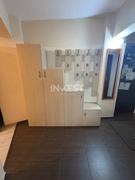 Apartament spațios, 3 camere, zona centrală – 80 mp