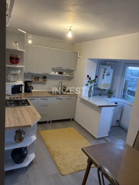 Apartament spațios, 3 camere, zona centrală – 80 mp