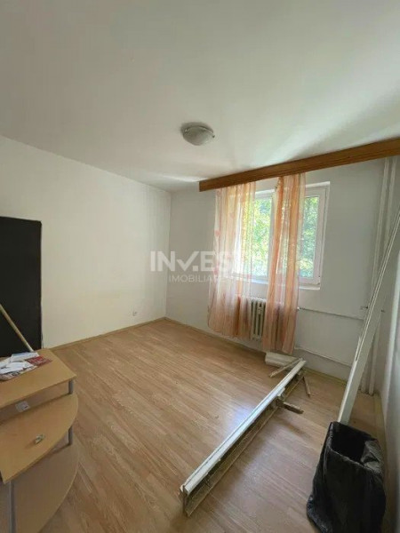 Apartament 2 camere decomandat - etaj 1 - Podu Roș