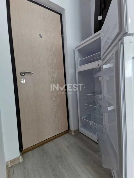 Garsonieră  renovata 37900 euro,  Iasi