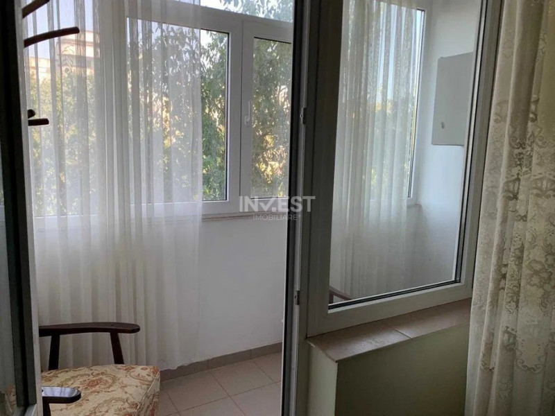 De vanzare! 2 camere, decomandat, zona Gara - Fostul Billa, Iasi