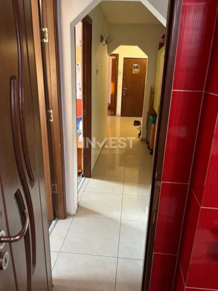 Apartament 3 Camere, decomandat, 67mp, mobilat și utilat, Nicolina