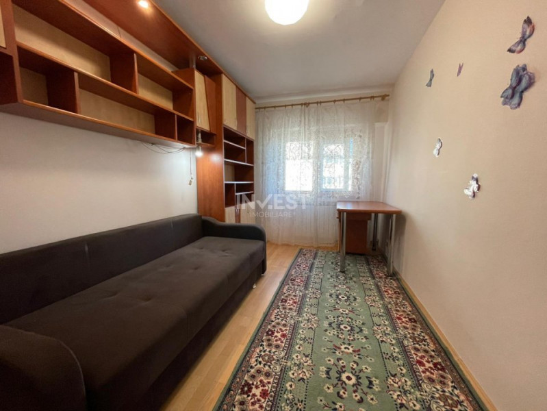 De vanzare 3 camere, decomandat, zona Moara de foc, Iasi