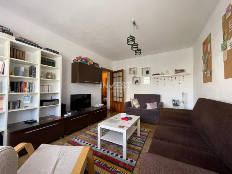 De vanzare! 3 camere, decomandat, zona Pacurari - Alpha Bank, Iasi