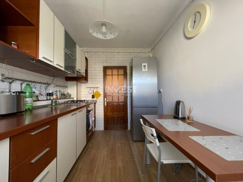 De vanzare! 3 camere, decomandat, zona Pacurari - Alpha Bank, Iasi