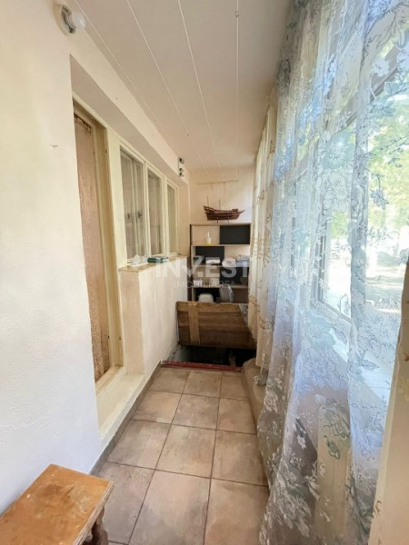 Apartament 2 camere-Podu Ros-sens giratoriu-bloc fara risc