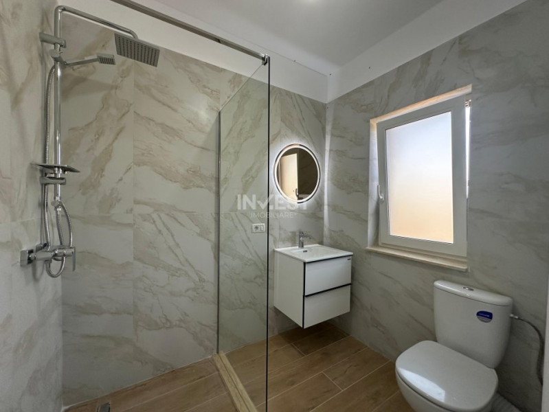 Casă de vânzare,  4 camere  în Valea Lupului, Iași