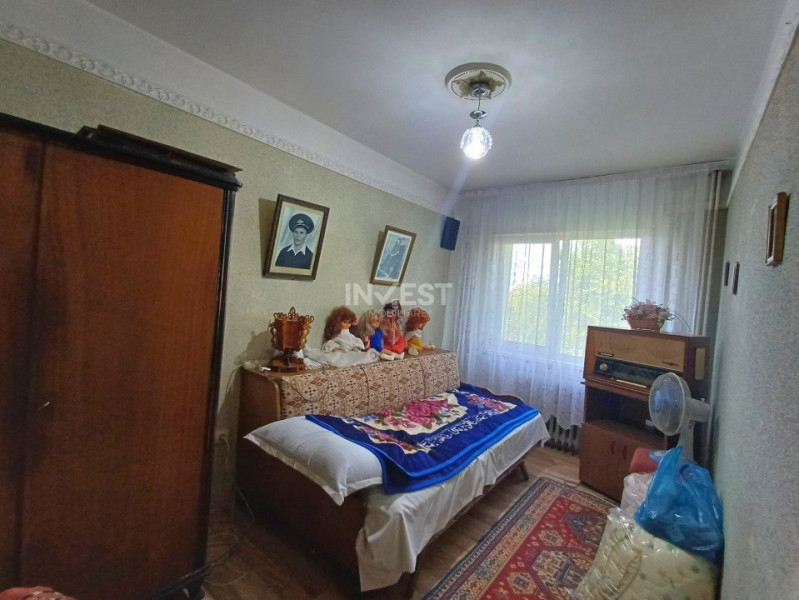 Apartament 3 camere - etaj 3 - Podu Roș 