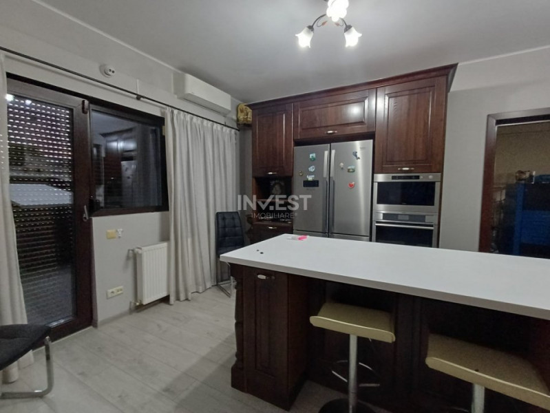 CASA PREMIUM  MIROSLAVA , 250MP UTILI, 5 CAMERE, BECI, 2 GARAJE, 1100 MP TEREN