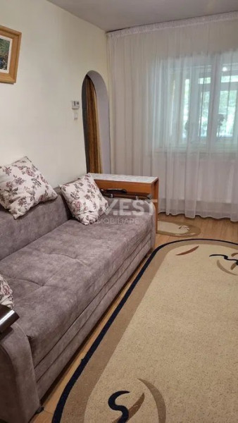 Alexandru- Apartament cu 2 camere si balcon extins 