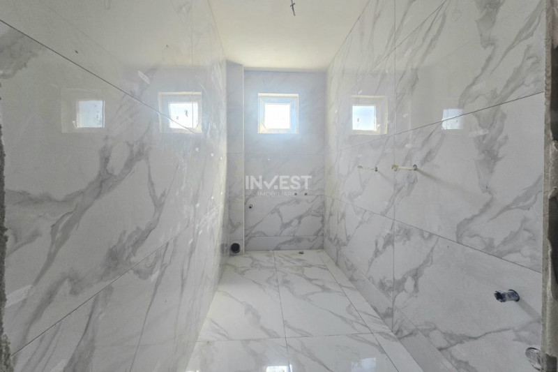 APARTAMENT CU 2 CAMERE, LOC DE PARCARE INCLUS IN PRET, COMISION %