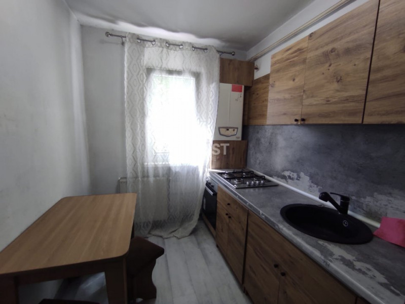 Apartament de inchiriat, Etaj 2, Liber. Podu Ros- Palas Mall