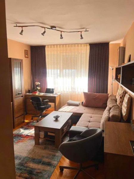 Apartament 3 camere decomandat - Podu Roș, Bulevardul Socola 