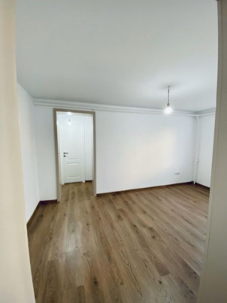 Apartament cu 2 cam lux podu ros ,fara risc seismic