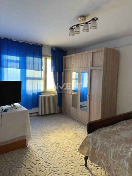 Apartament 3 camere decomandat - Podu Roș, restaurant Odeon 