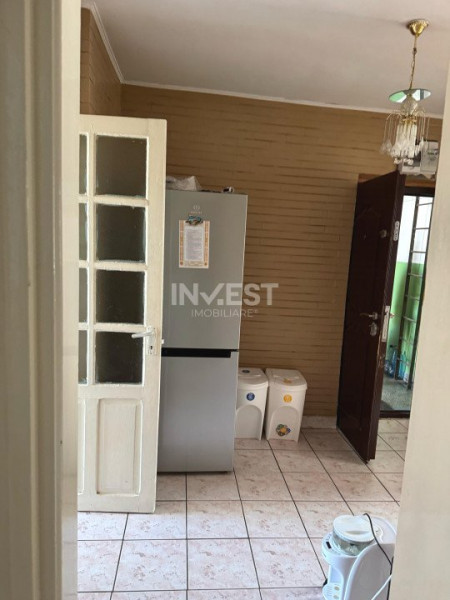 Apartament 3 camere decomandat - Podu Roș, restaurant Odeon 