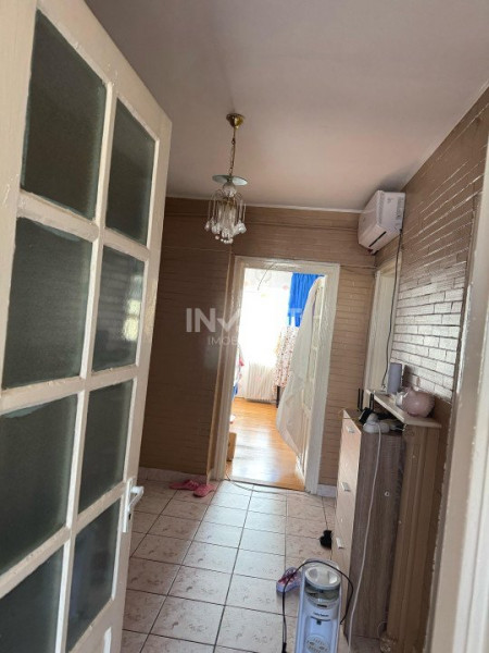 Apartament 3 camere decomandat - Podu Roș, restaurant Odeon 