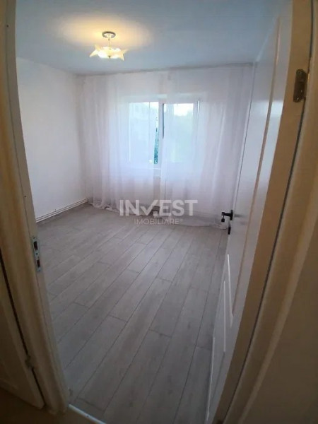 Apartament cu 3 camere de vanzare in zona Zimbru- Renovat 