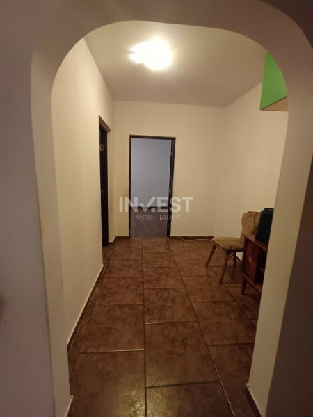 Dacia- Apartament cu 2 camere decomandat 