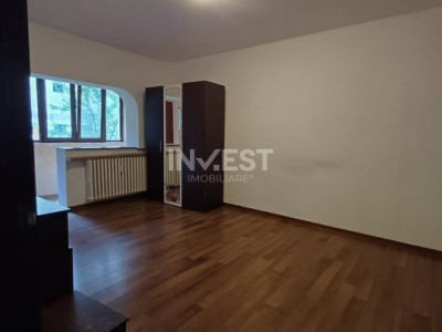 Dacia- Apartament cu 2 camere decomandat 