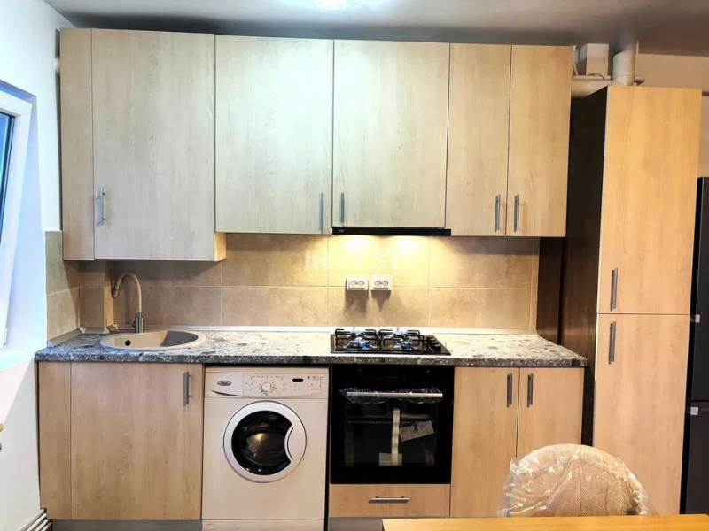 Apartament cu 2 camere renovat, mobilat - Mircea cel Batran 