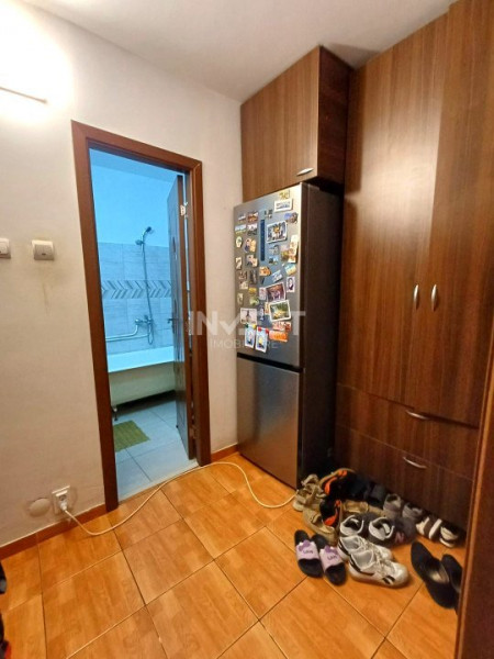 Apartament 1 camera, decomandat, 40 mp, Nicolina II