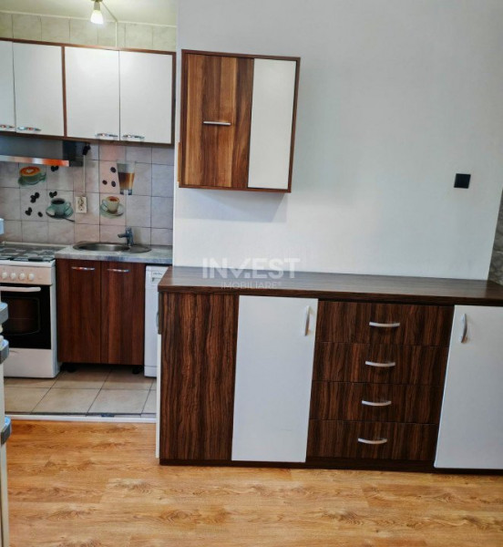 Apartament 2 camere-etaj intermediar-Podu Ros-Palas Mall