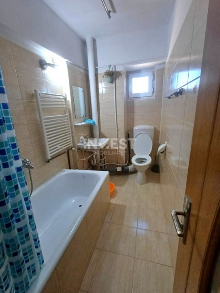 Apartament 3 camere, decomandat, 2 bai, Frumoasa