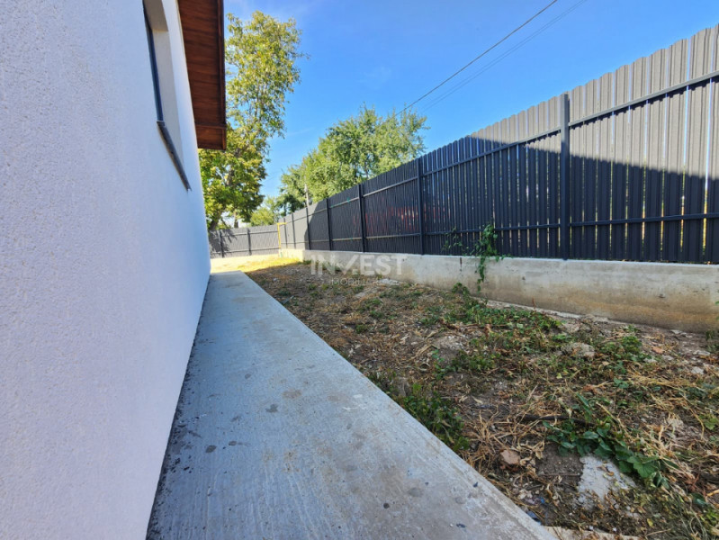 CASA INDIVIDUALA , 3 CAMERE, BECI,  PLACA DE BETON PESTE ETAJ , TOMESTI