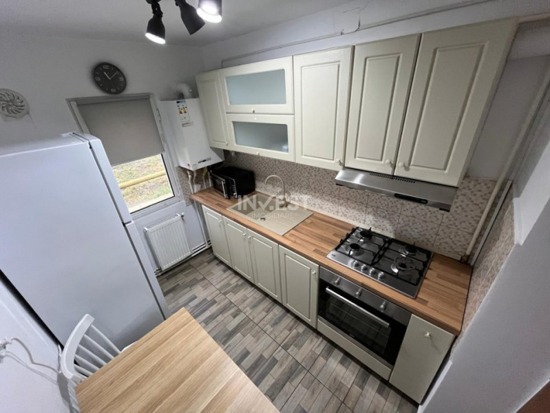 INCHIRIERE-APARTAMENT 3 CAMERE-PODU ROS