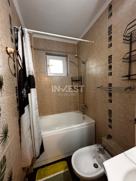 Alexandru -2 camere renovat,etaj 1