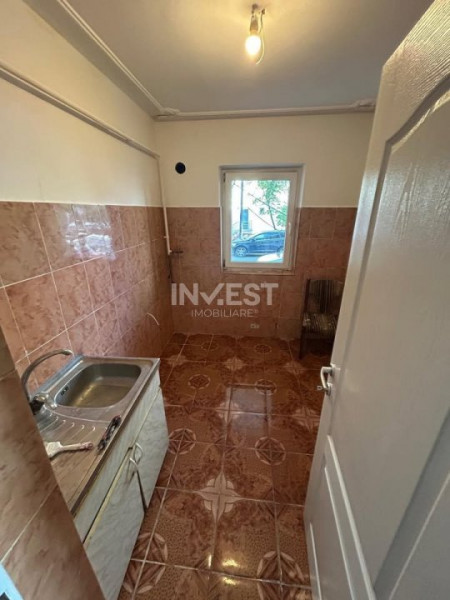 Apartament cu 2 camere decomandate in zona Dacia 