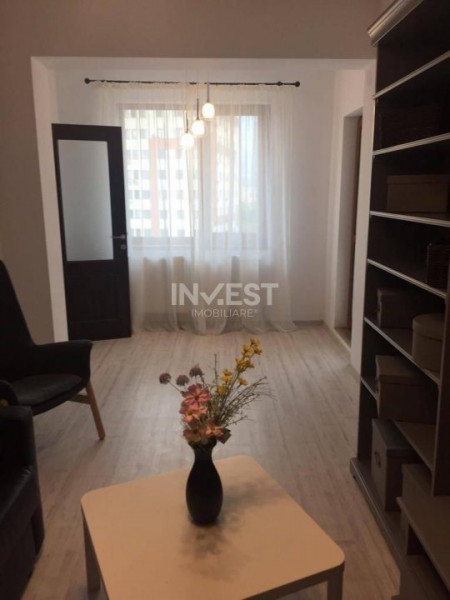 INCHIRIERE-APARTAMENT 2 CAMERE-DECOMANDAT-ZONA PALAT