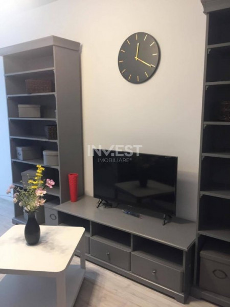 INCHIRIERE-APARTAMENT 2 CAMERE-DECOMANDAT-ZONA PALAT
