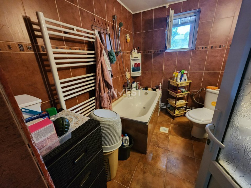 CASA 5 CAMERE , VANATORI-POPRICANI