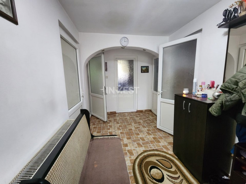 CASA 5 CAMERE , VANATORI-POPRICANI