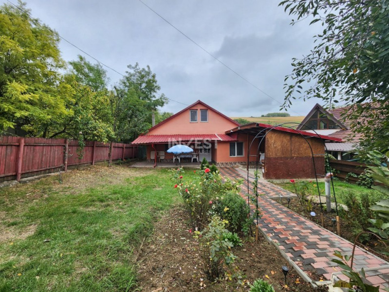 CASA 5 CAMERE , VANATORI-POPRICANI