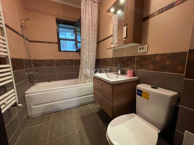Apartament 2 camere, decomandat, 60mp, loc de parcare, Mobilat! 