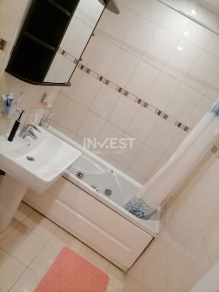 Apartament 3 camere decomandat 2 bai, zona Gara- Mc Donalds, Iasi