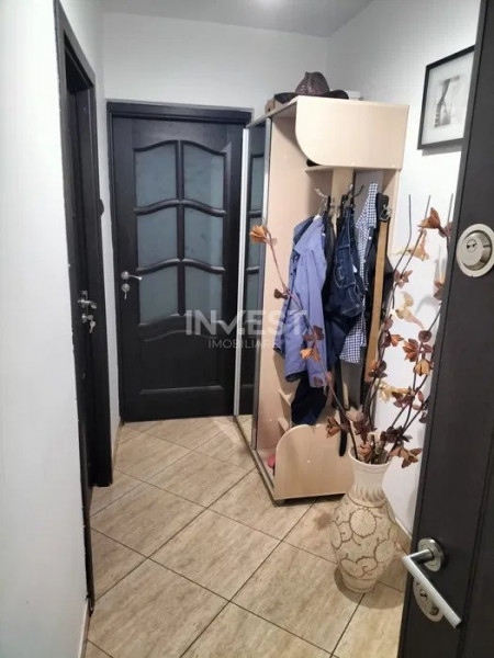 Apartament cu 1 camera decomandat in zona Dacia 