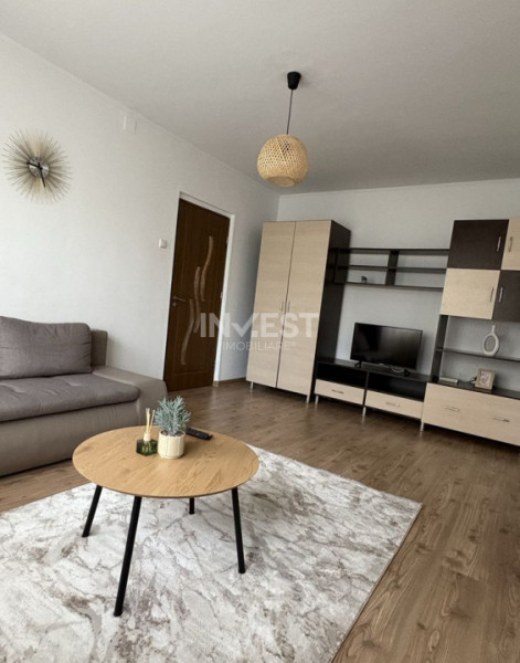 INCHIRIERE-APARTAMENT 2 CAMERE-PODU ROS