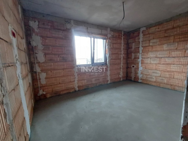 CASA INDIVIDUALA , 3 CAMERE, BECI,  PLACA DE BETON PESTE ETAJ , TOMESTI