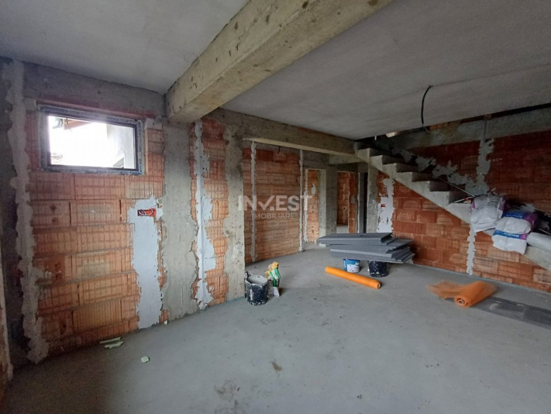 CASA INDIVIDUALA , 3 CAMERE, BECI,  PLACA DE BETON PESTE ETAJ , TOMESTI