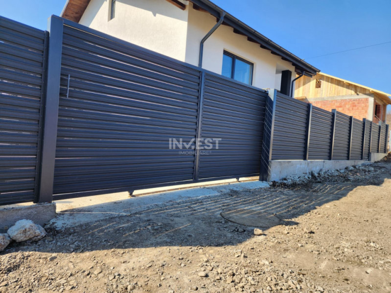 CASA INDIVIDUALA , 3 CAMERE, BECI,  PLACA DE BETON PESTE ETAJ , TOMESTI