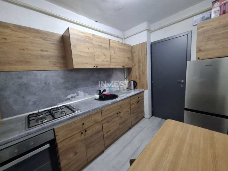 INCHIRIERE-APARTAMENR 2 CAMERE- PODU ROS