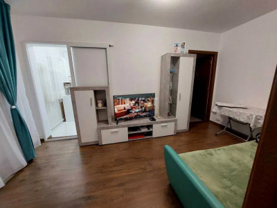 Apartament cu 2 camere-Zona Tatarasi